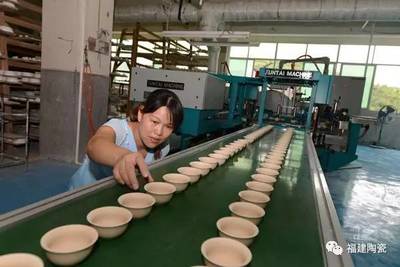 台湾导报:世界陶瓷之都 福建德化创意飞扬助转型